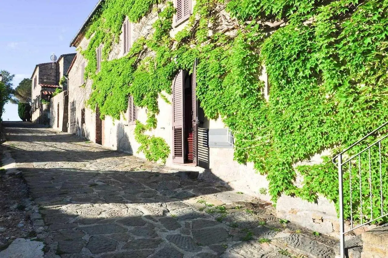 Apartment La Casina Di Rosi Vivere Nellantico Borgo Castiglione della Pescaia